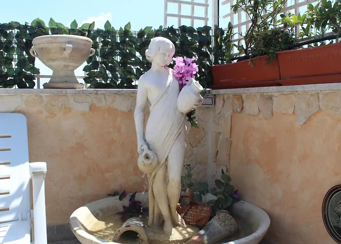Domus Corneliae - Romantico Attico & Jacuzzi - Metro A Cornelia *
