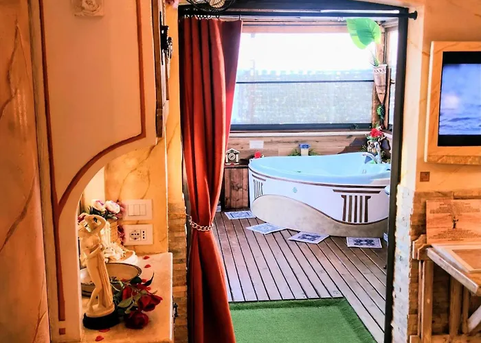 Domus Corneliae - Romantico Attico & Jacuzzi - Metro A Cornelia *